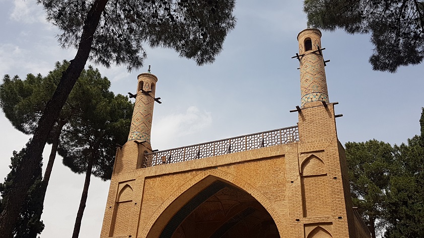Shaking minarets, Isfahan Iran